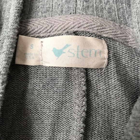 💚STEM Ribbed Trim Hoodie - Picture 5 of 7